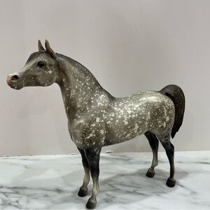 Breyer Traditional Horse PROUD ARABIAN STALLION